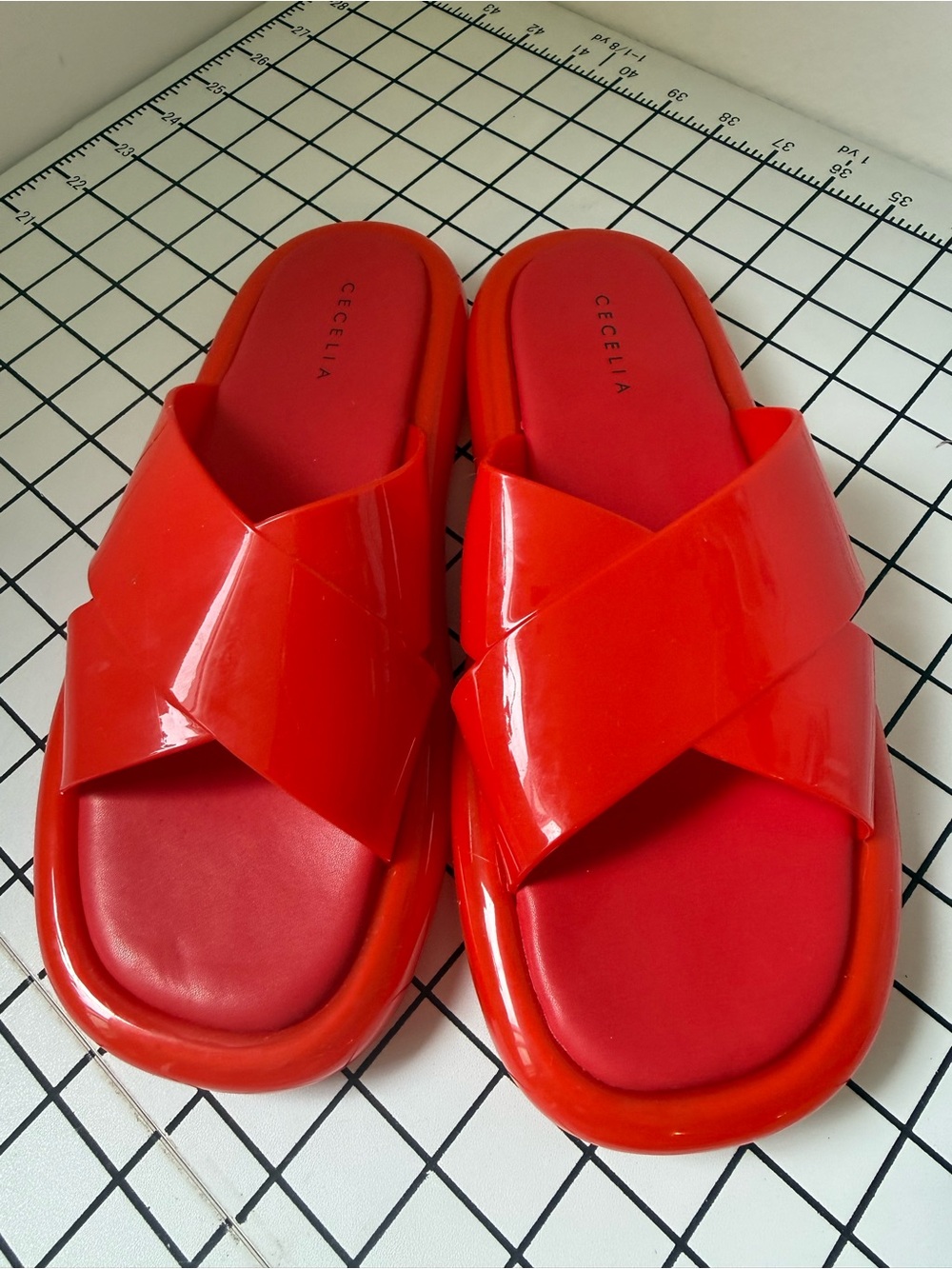 CECELIA NEW YORK Bright Red Patent Crisscross Slide Sandals